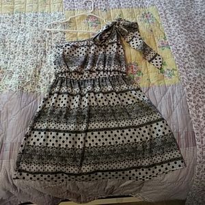 One shoulder black and creme dress